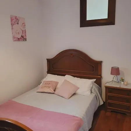 Piso De 3 En Centro De Apartment Mino