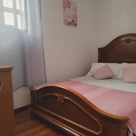 Piso De 3 En Centro De Apartment *